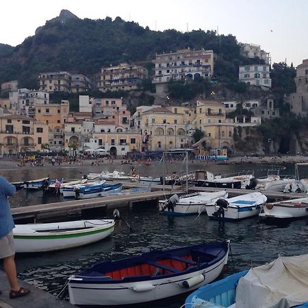 Casa Vacanze Nonna Raffa Amalfi Exterior photo