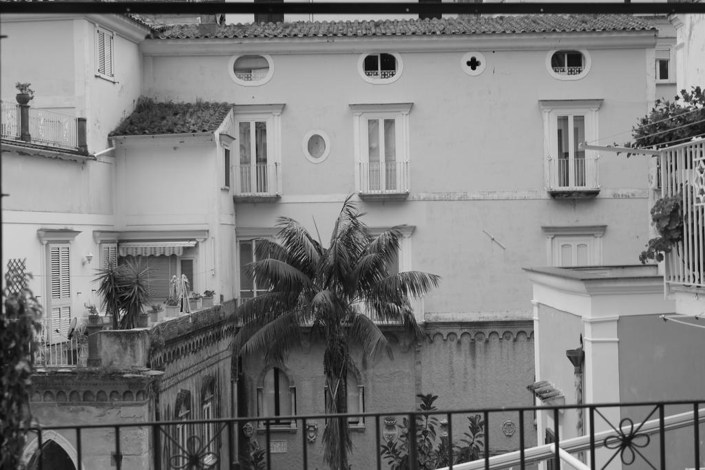 Casa Vacanze Nonna Raffa Amalfi Exterior photo